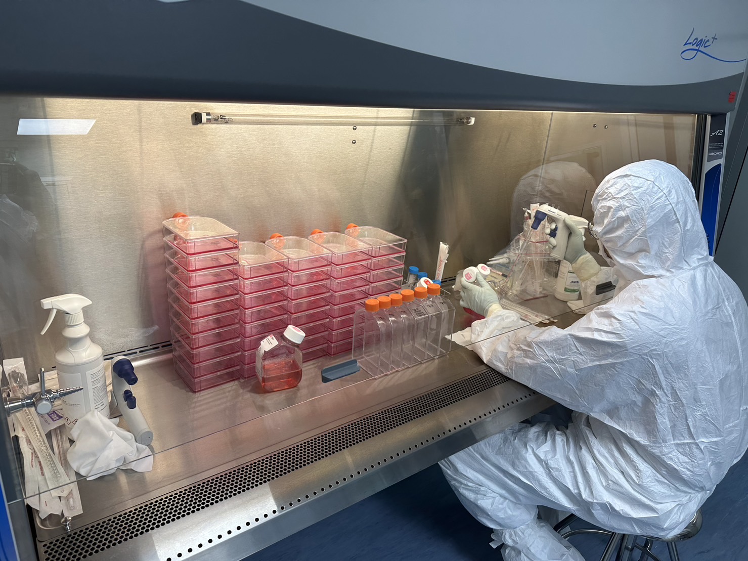 尚寧生物科技經衛福部查核通過的細胞製備廠, 具有高標準的環境監控及維護系統